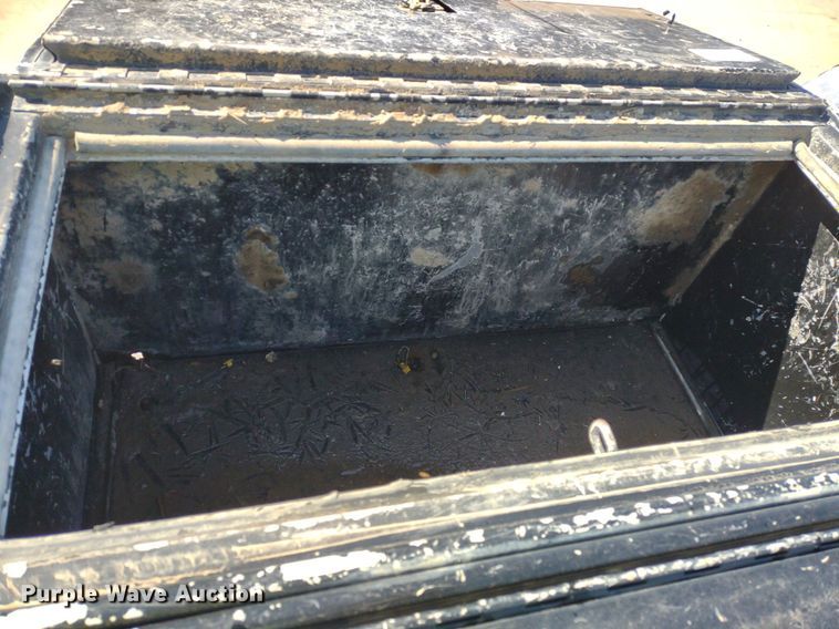 image for item DQ1640 (8) Knapheide Roughneck toolboxes