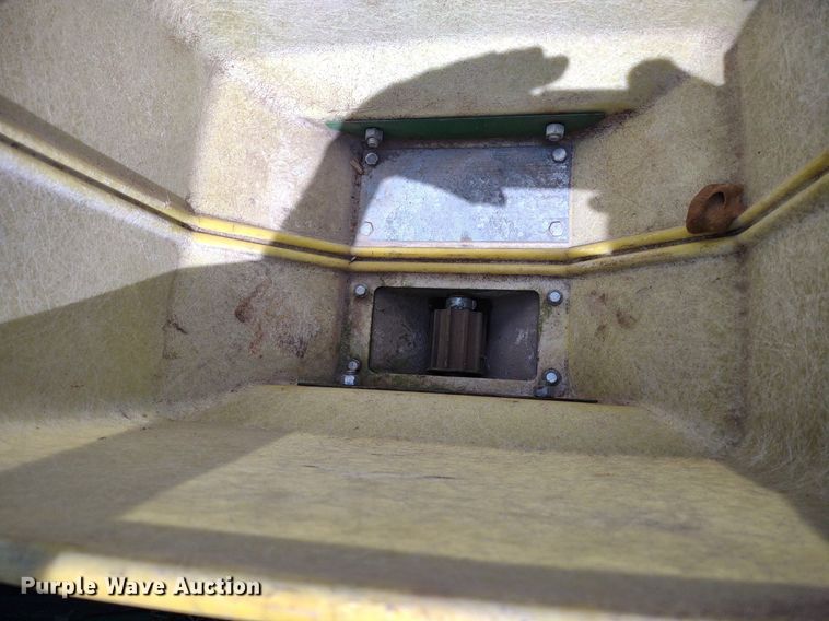 image for item DQ1666 John Deere 700  planter