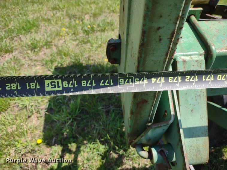 image for item DQ1666 John Deere 700  planter