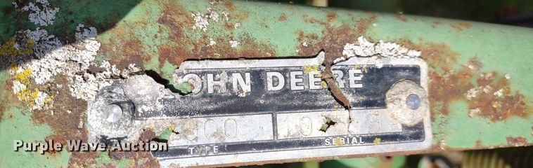 image for item DQ1666 John Deere 700  planter