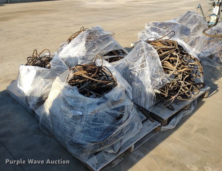 image for item DQ1674 (4) pallets of cable slings