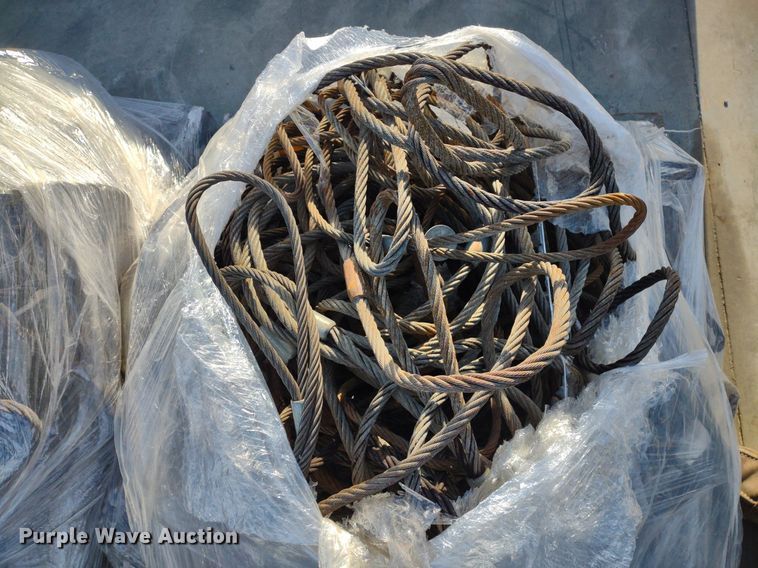 image for item DQ1674 (4) pallets of cable slings