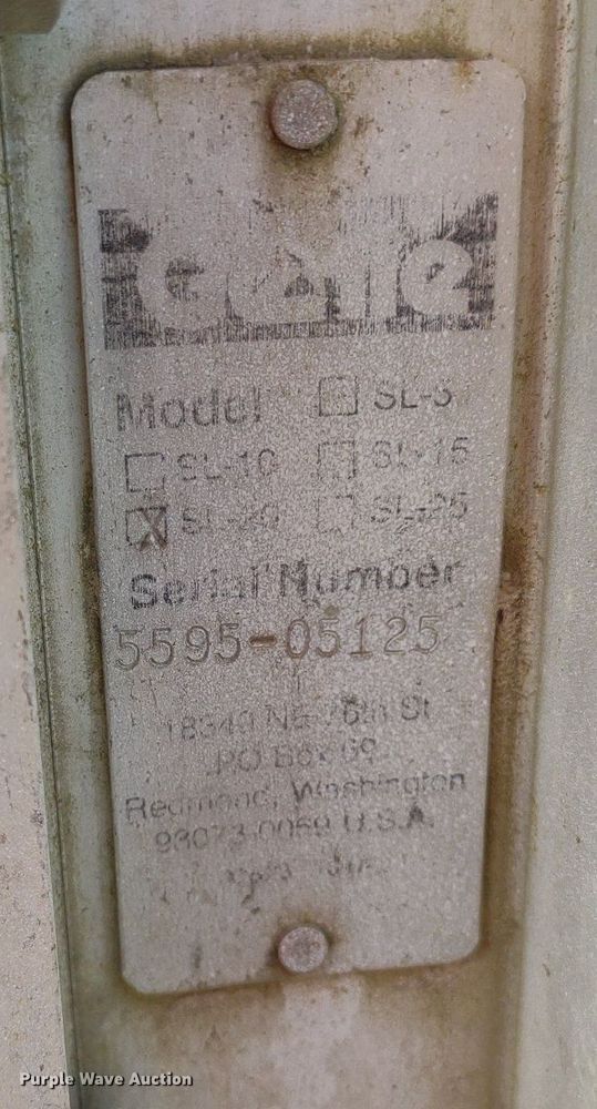 image for item DQ1676 (2) Genie SL-20 Superlift lifts