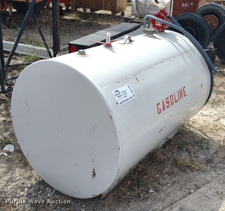 image for item DQ1680 Derson Manufacturing  fuel tank