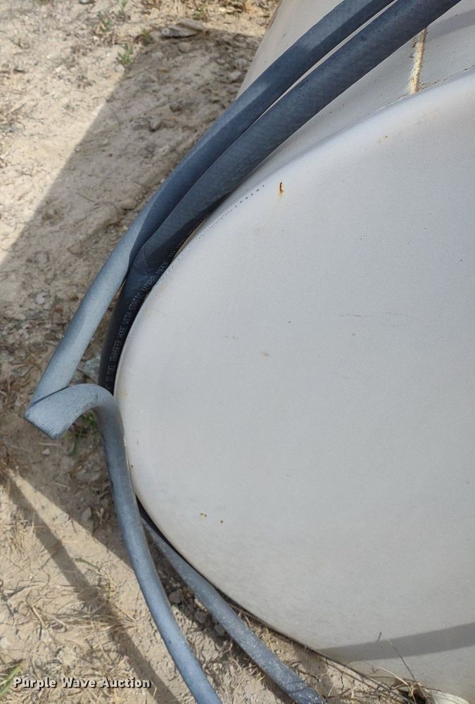 image for item DQ1680 Derson Manufacturing  fuel tank