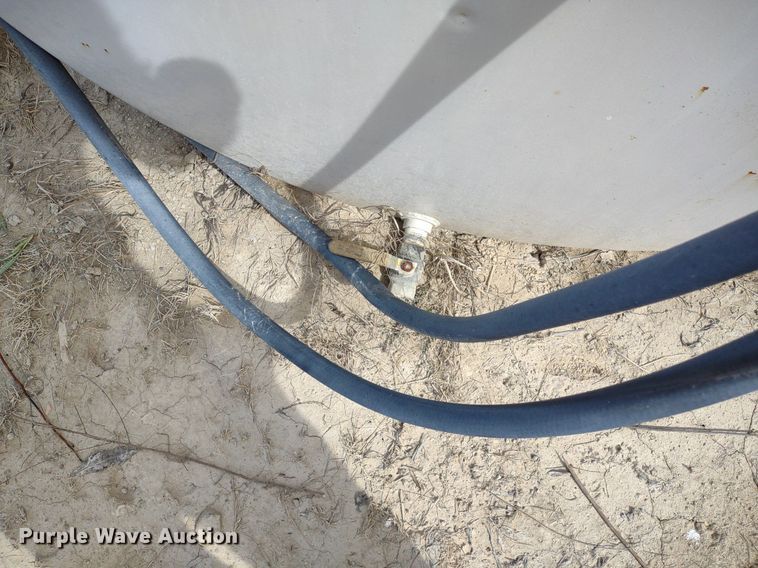 image for item DQ1680 Derson Manufacturing  fuel tank