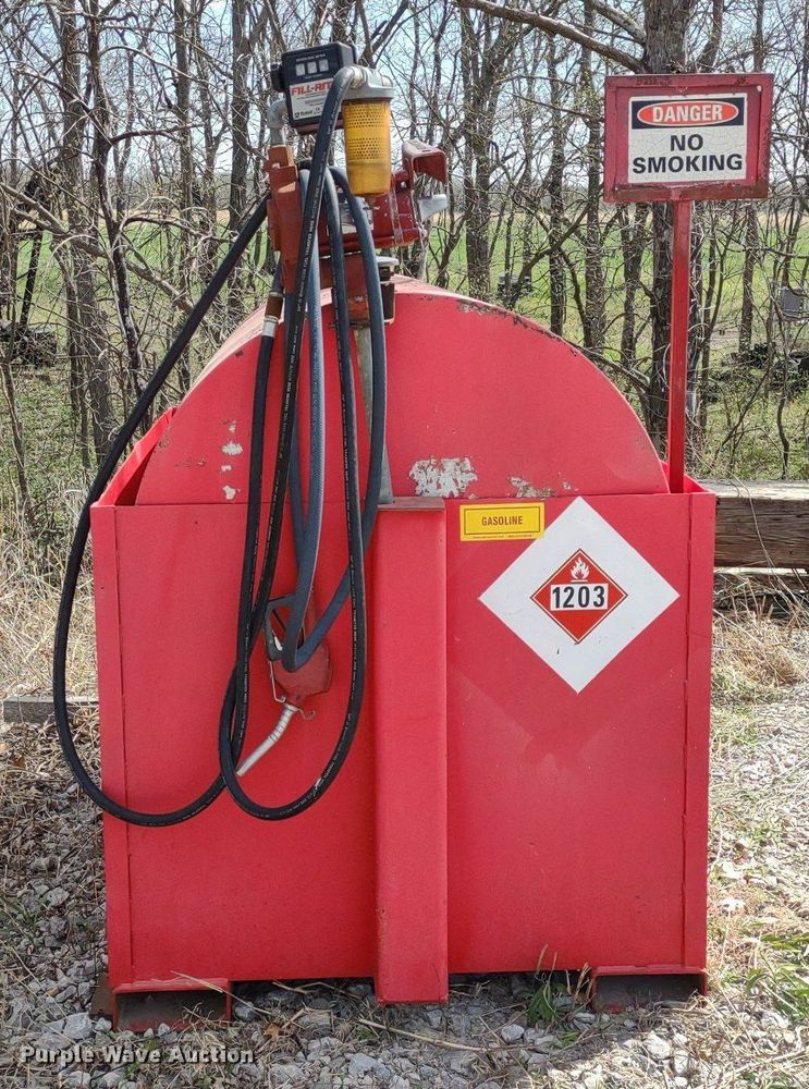 image for item DQ1681 Fuel tank