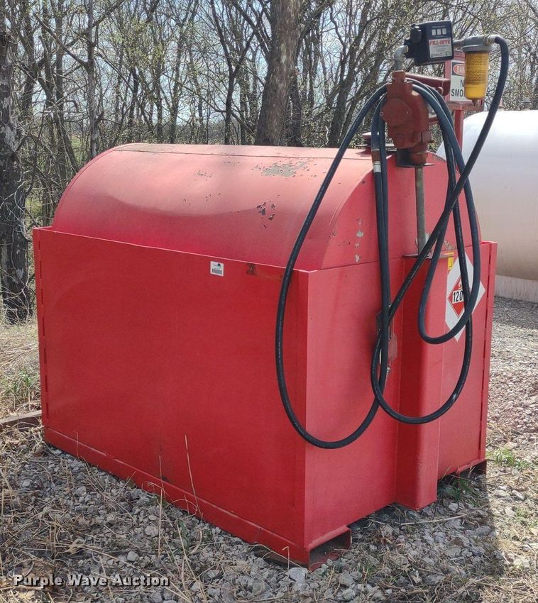 image for item DQ1681 Fuel tank