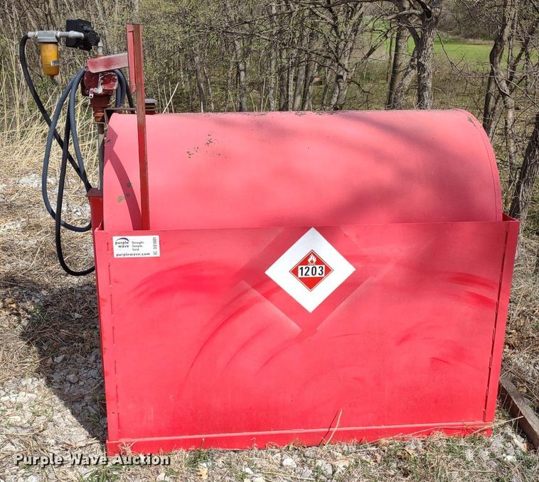 image for item DQ1681 Fuel tank