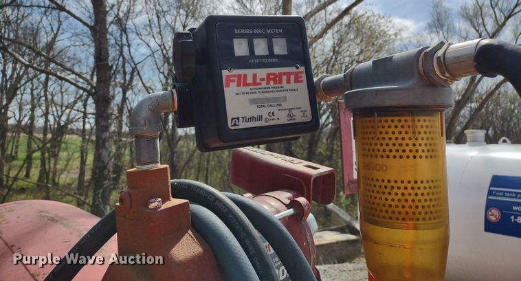 image for item DQ1681 Fuel tank