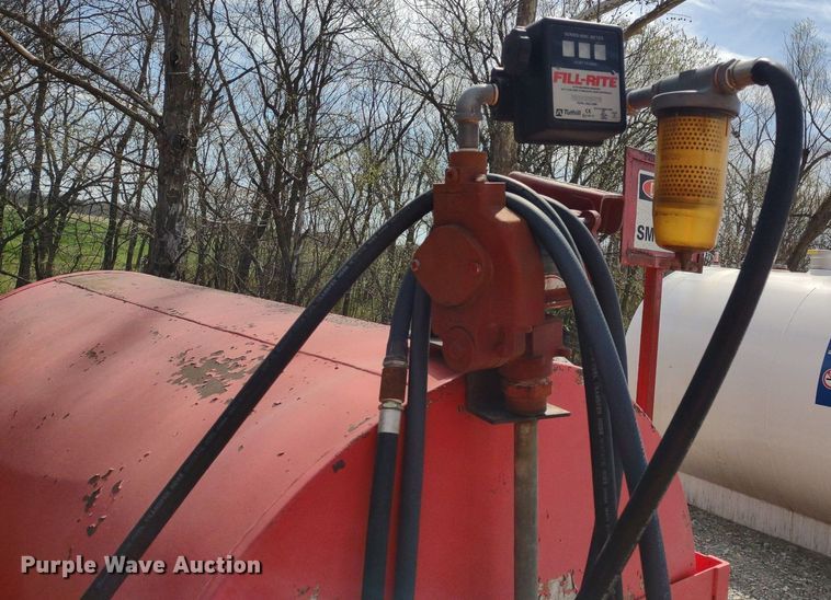 image for item DQ1681 Fuel tank