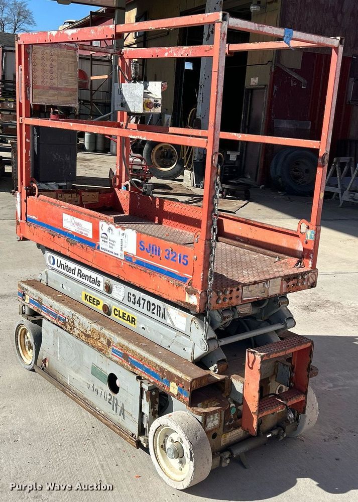 image for item DR4554 Skyjack SJIII 3215  scissor lift