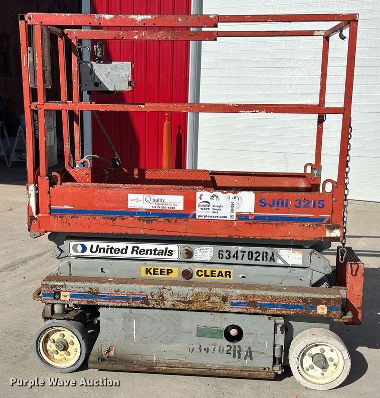 image for item DR4554 Skyjack SJIII 3215  scissor lift