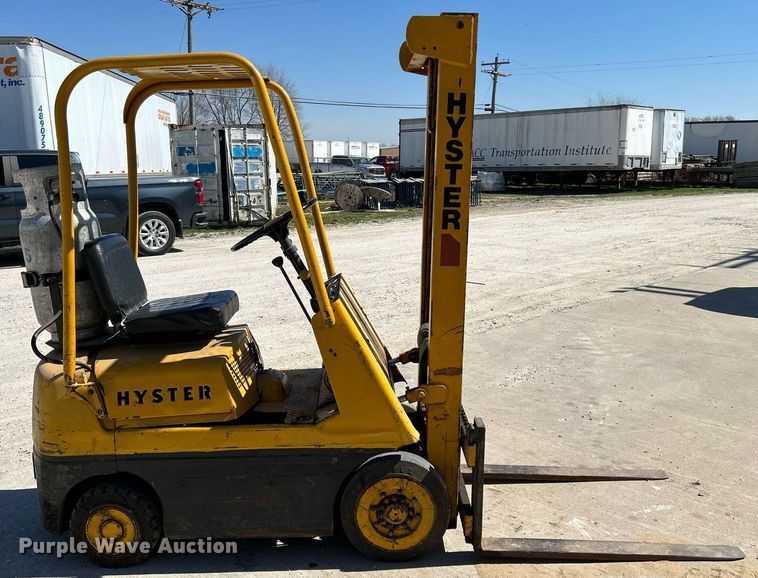 image for item DR4556 Hyster A10D  forklift