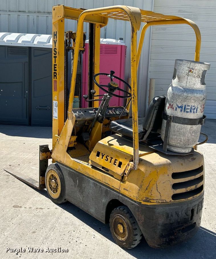 image for item DR4556 Hyster A10D  forklift
