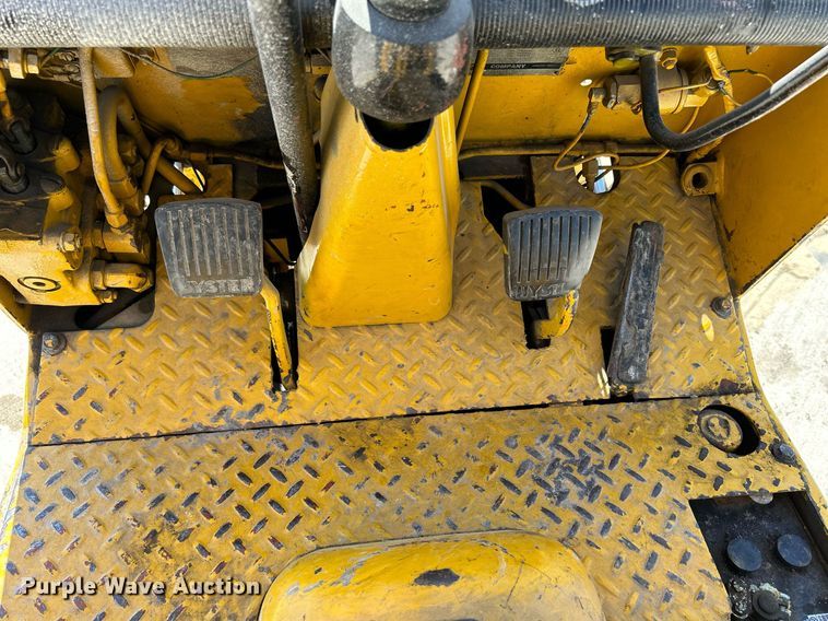 image for item DR4556 Hyster A10D  forklift