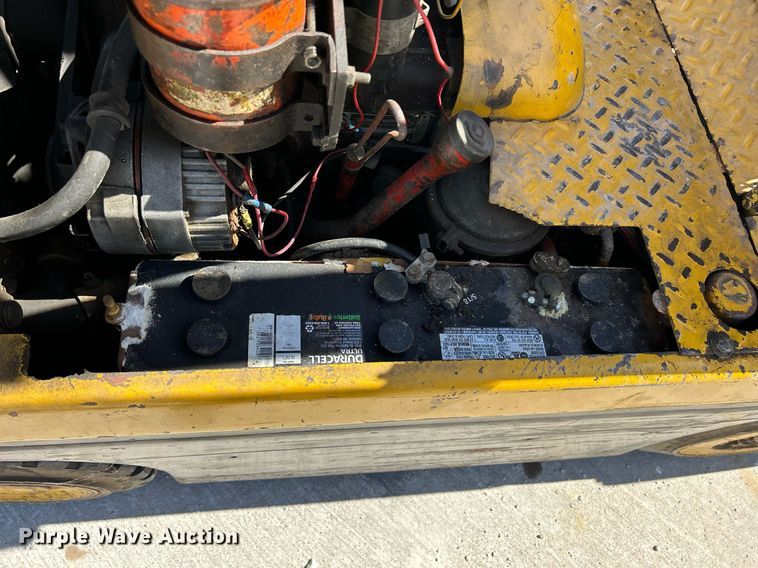 image for item DR4556 Hyster A10D  forklift