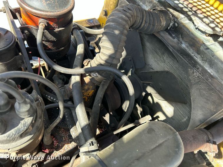 image for item DR4556 Hyster A10D  forklift