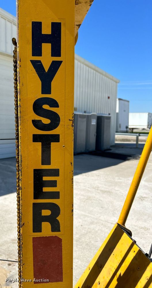 image for item DR4556 Hyster A10D  forklift