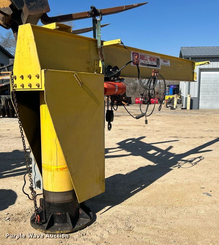 image for item DR4562 Abell-Howe  jib crane