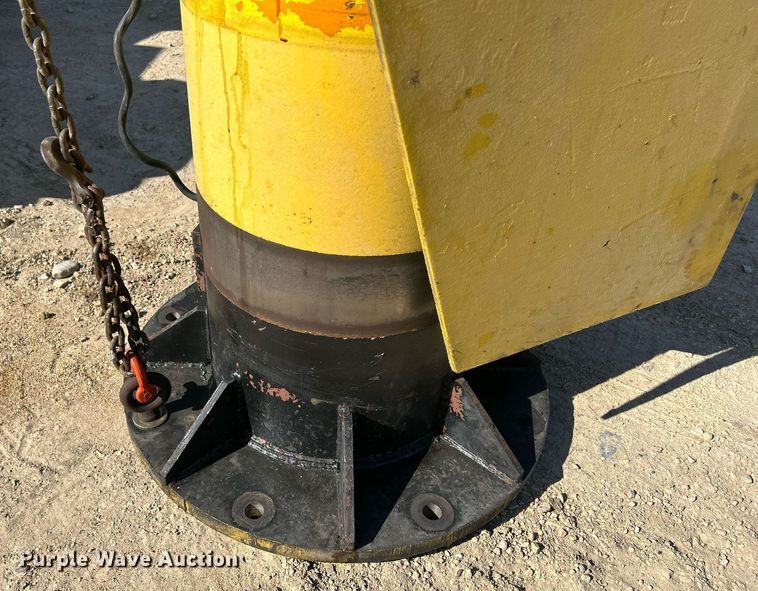 image for item DR4562 Abell-Howe  jib crane