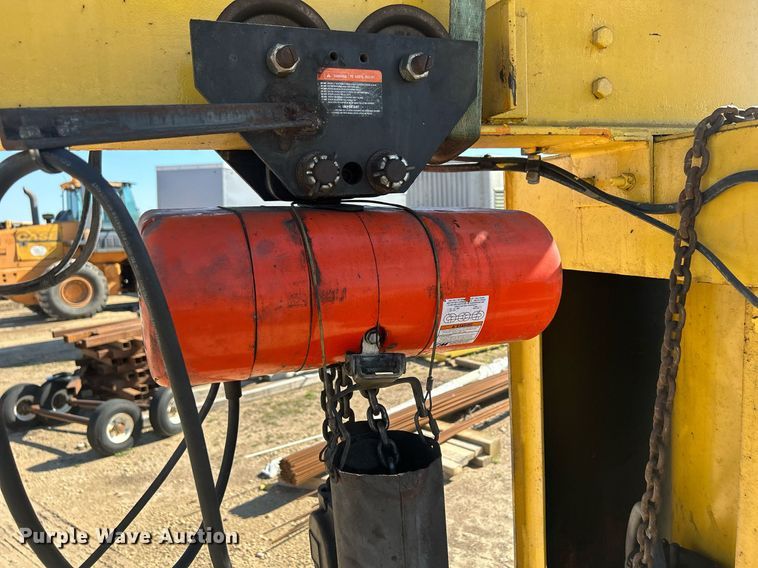 image for item DR4562 Abell-Howe  jib crane