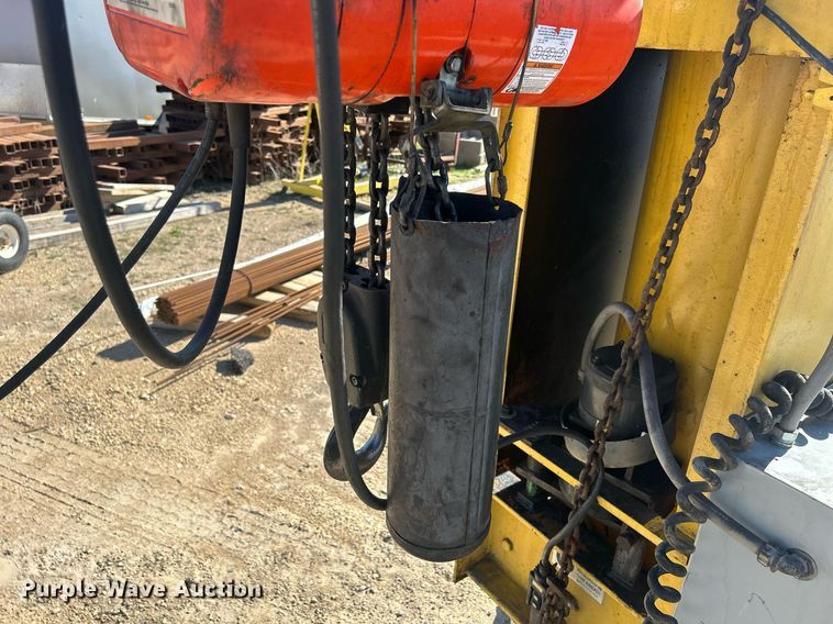 image for item DR4562 Abell-Howe  jib crane