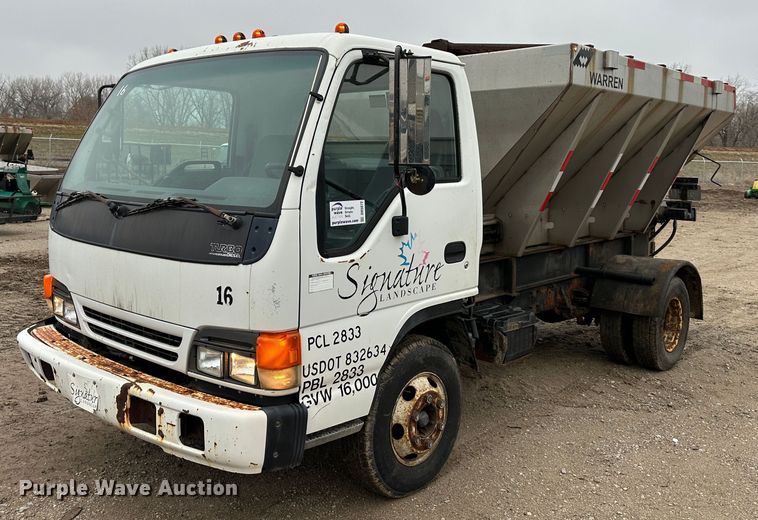 image for item DR5072 1999 Isuzu NPR  truck cab and chassis