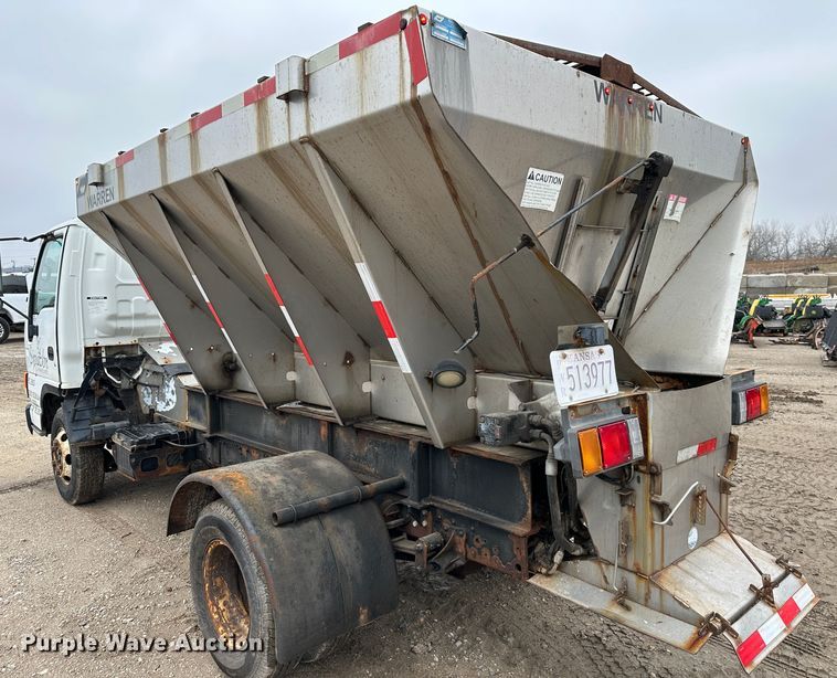 image for item DR5072 1999 Isuzu NPR  truck cab and chassis