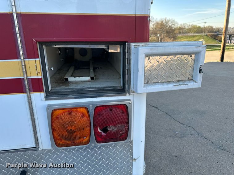 image for item DR5173 1995 Ford E350  ambulance