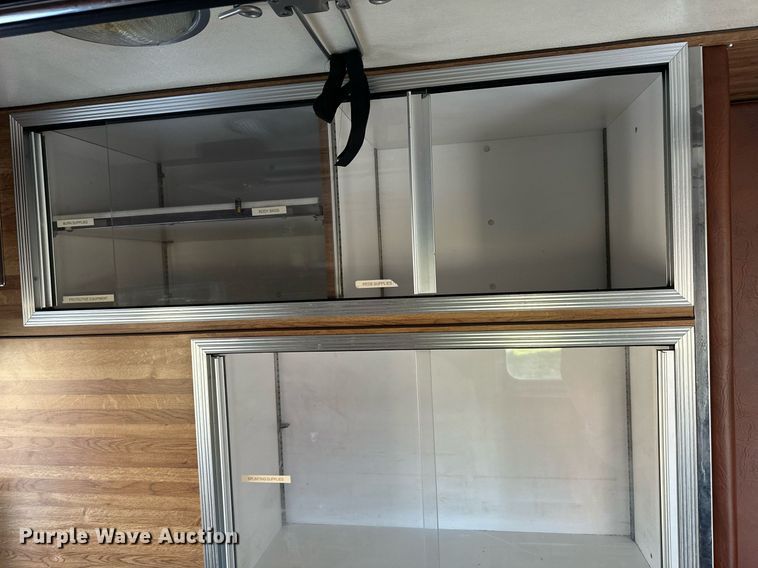 image for item DR5173 1995 Ford E350  ambulance