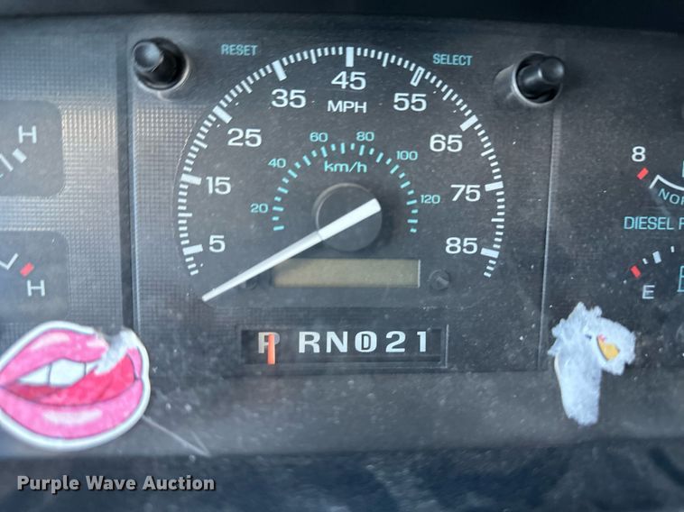 image for item DR5173 1995 Ford E350  ambulance