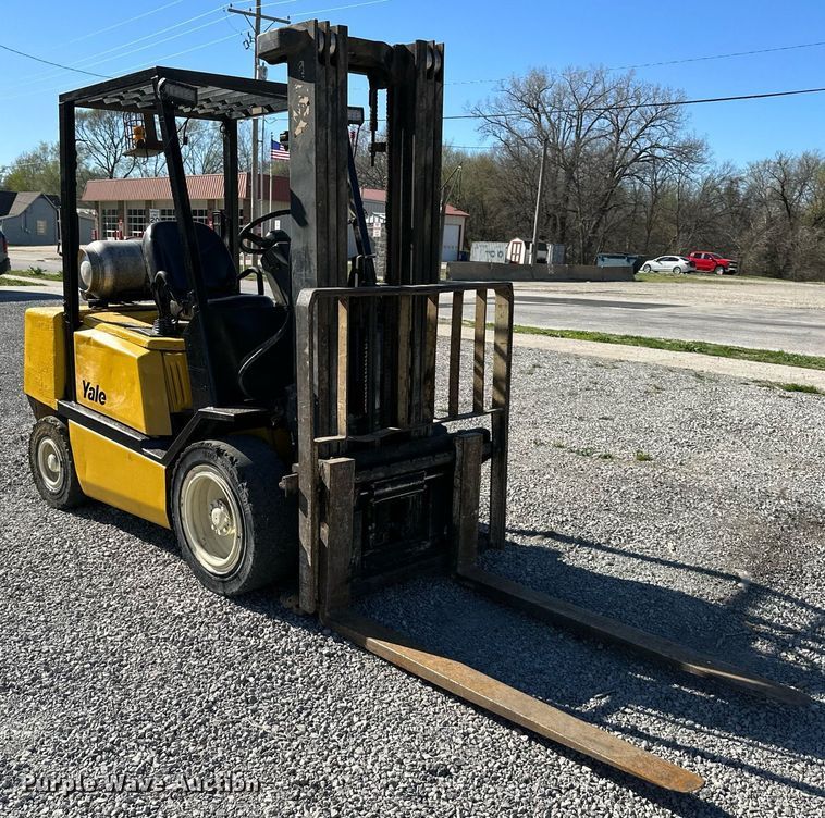 image for item DR5190 Yale GLP060ZGNGAE087  forklift