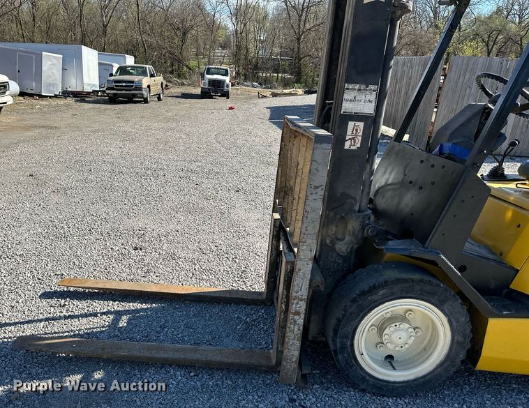 image for item DR5190 Yale GLP060ZGNGAE087  forklift