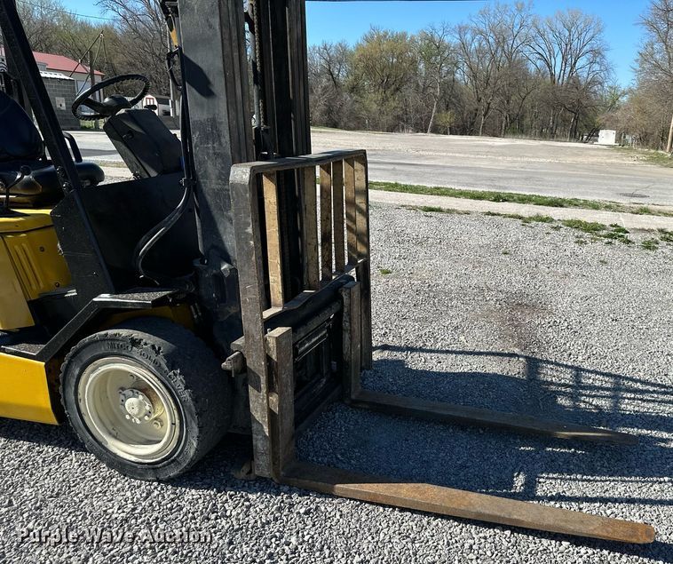 image for item DR5190 Yale GLP060ZGNGAE087  forklift