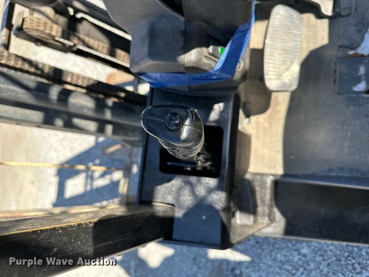 image for item DR5190 Yale GLP060ZGNGAE087  forklift