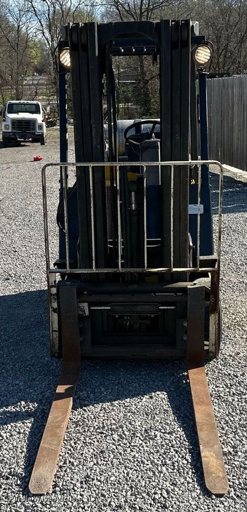 image for item DR5191 Yale  forklift