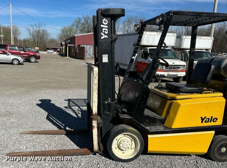 image for item DR5191 Yale  forklift