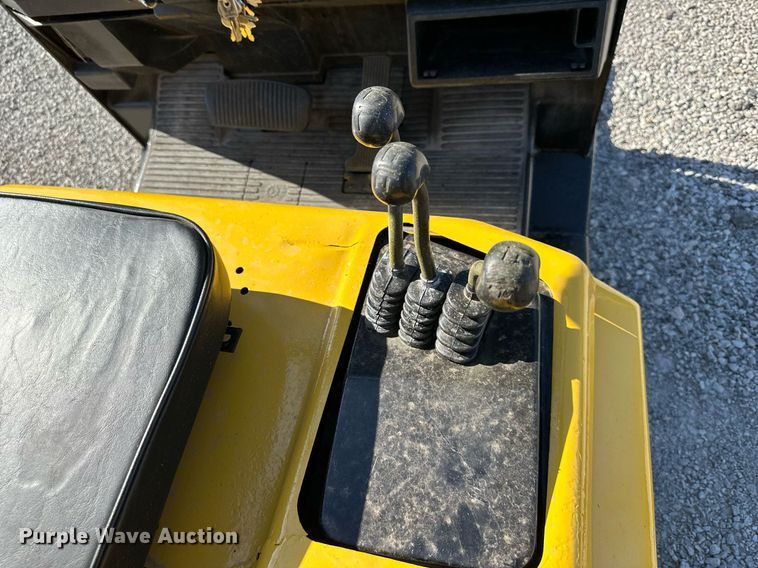 image for item DR5191 Yale  forklift