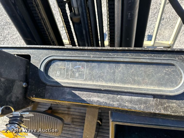 image for item DR5191 Yale  forklift