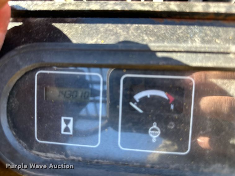 image for item DR5191 Yale  forklift