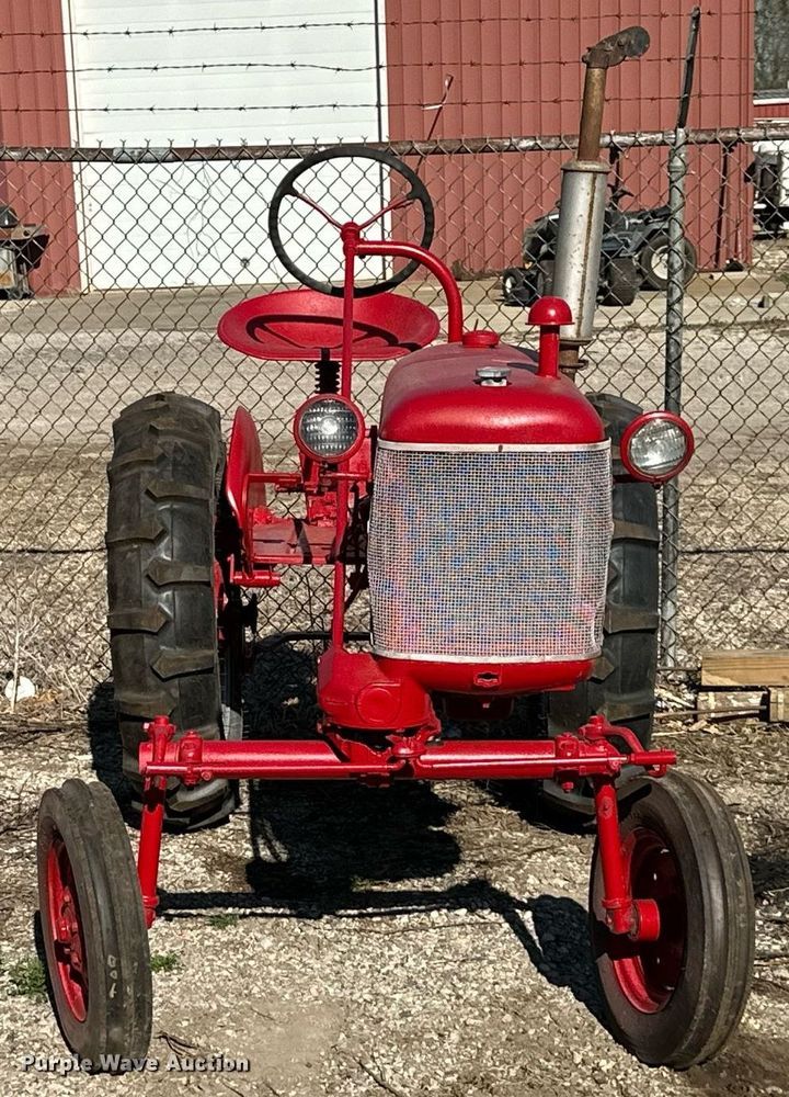 image for item DR5192 International Harvester Farmall Cub  tractor