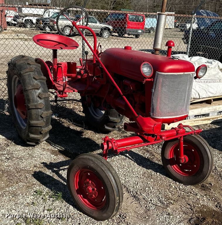image for item DR5192 International Harvester Farmall Cub  tractor