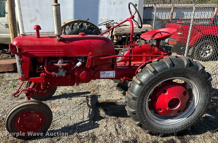 image for item DR5192 International Harvester Farmall Cub  tractor