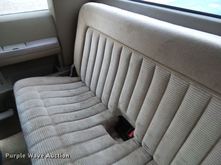 image for item HF9990 1989  Chevrolet C1500  Ext. Cab pickup truck