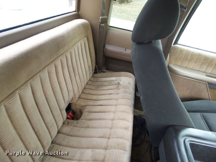 image for item HF9990 1989  Chevrolet C1500  Ext. Cab pickup truck