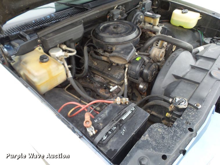 image for item HF9990 1989  Chevrolet C1500  Ext. Cab pickup truck