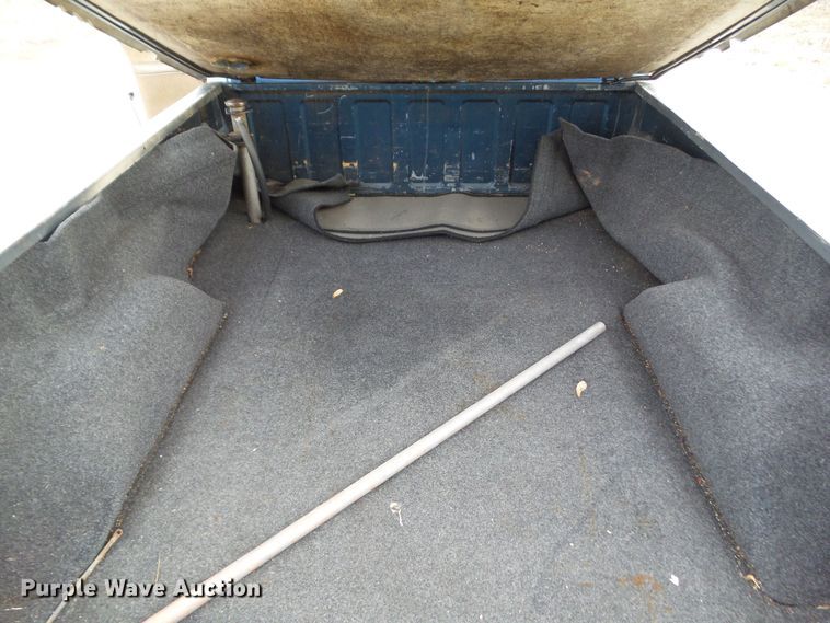 image for item HF9990 1989  Chevrolet C1500  Ext. Cab pickup truck