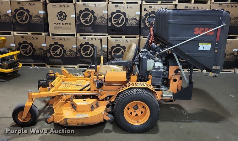 image for item IU9932 Scag Turf Tiger  lawn mower