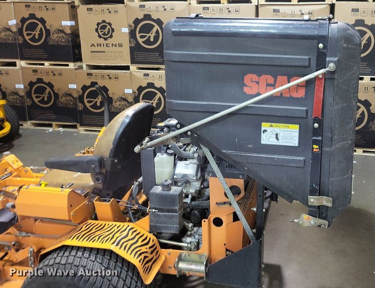 image for item IU9932 Scag Turf Tiger  lawn mower